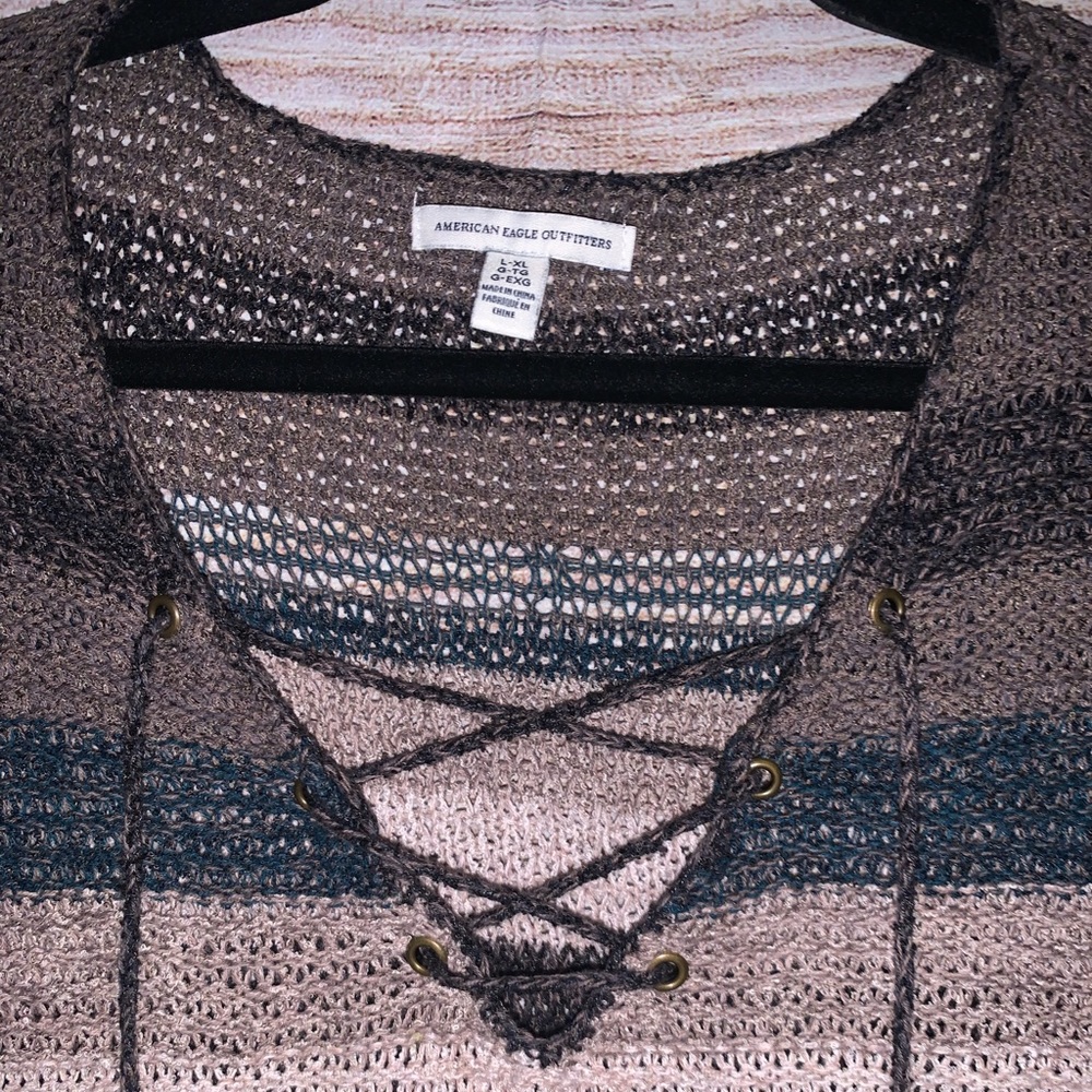 American Eagle Frayed Poncho Size L/XL - Picture 7 of 12